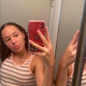 Meet your Posher, Faith